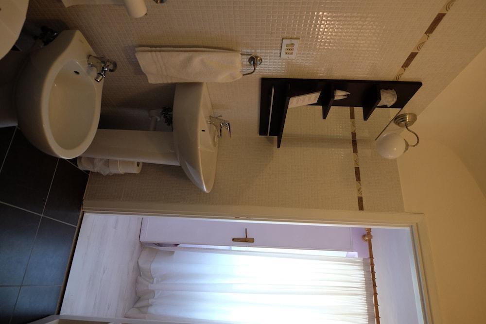 Hotel Pino Torinese Ngoại thất bức ảnh