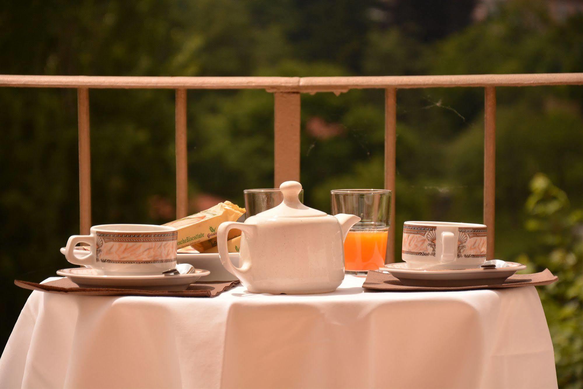 Hotel Pino Torinese Ngoại thất bức ảnh