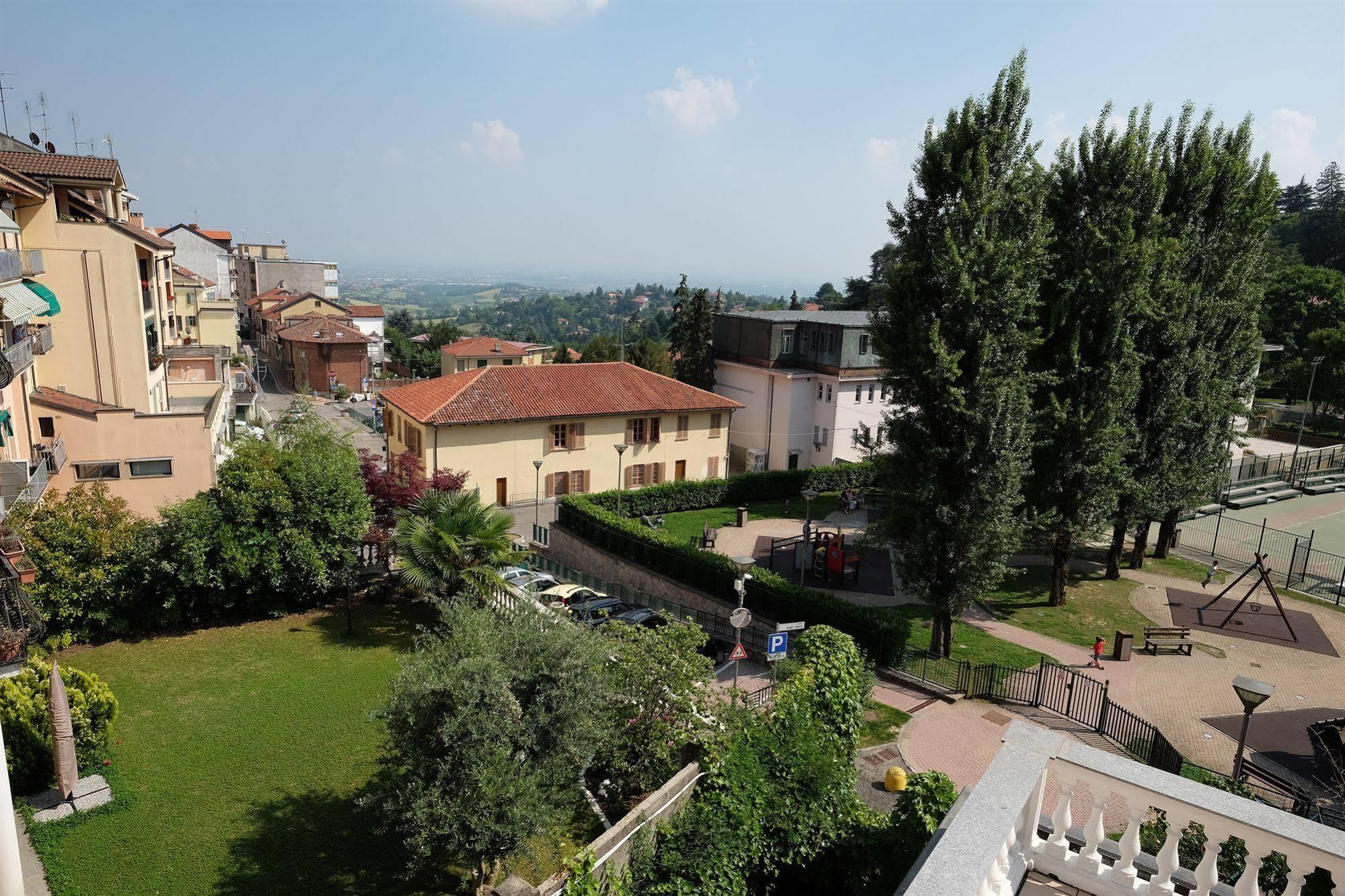 Hotel Pino Torinese Ngoại thất bức ảnh